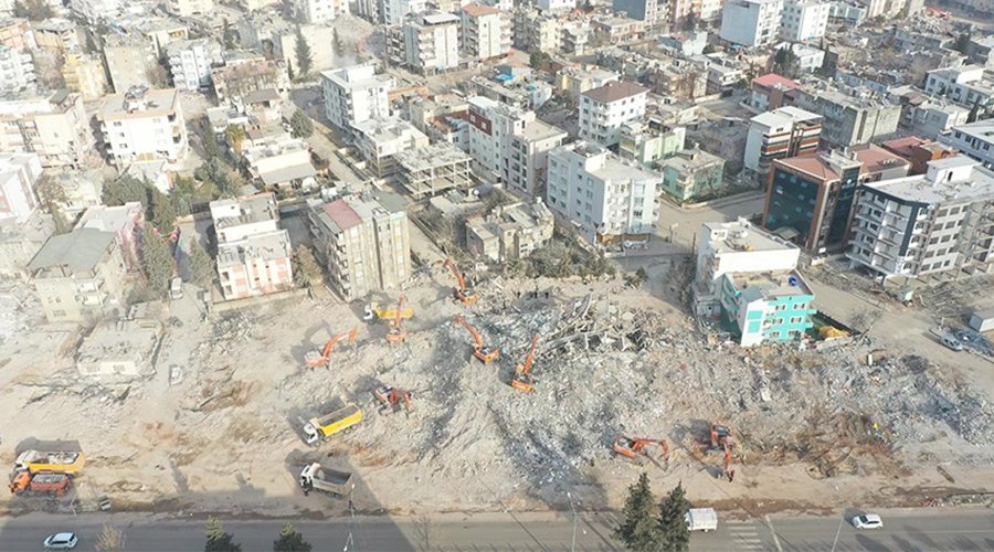 'Deprem, Türk Şirketlerin Kredi Profilini Etkilemeyecek'