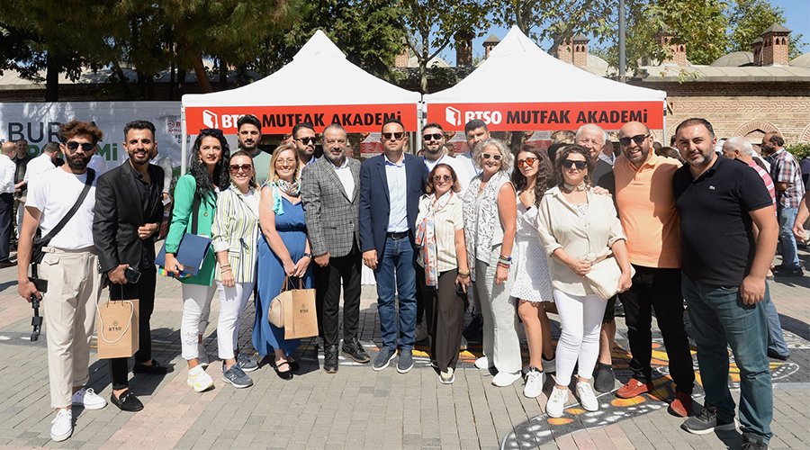 Bursa Gastronomi Festivali’nin Coşkusu Tüm Şehre Yayıldı