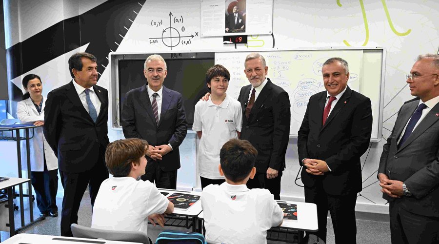 GUHEM Havacılık ve Uzay Teknolojileri Fen Lisesi’nde İlk Ders Zili Çaldı