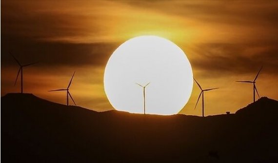 Rüzgâr ve Güneşten Elektrik Üretiminde Rekor