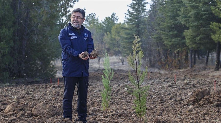 Tarım ve Orman Bakanı Yumaklı'dan Ata Tohumu Mesajı